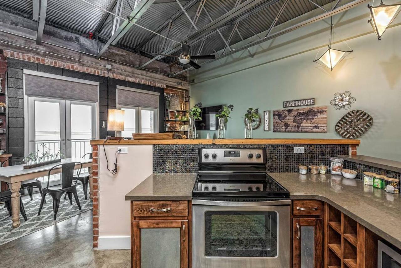 Green Door Lofts -Magnolia Loft, Silos/Downtown 웨이코 외부 사진